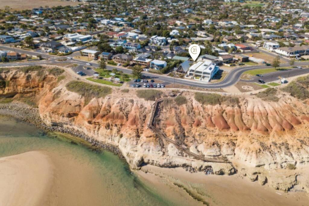 Meander - - C21 Southcoast Holidays Holiday home Port Noarlunga South